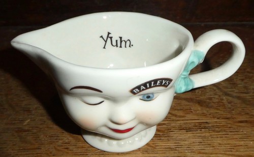 Baileys yum winking - winking, woman